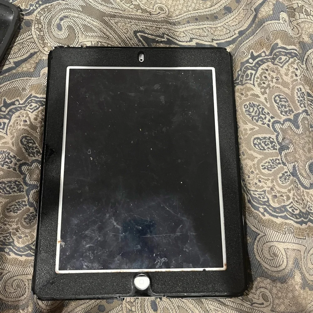 Apple iPad version 10.3.3